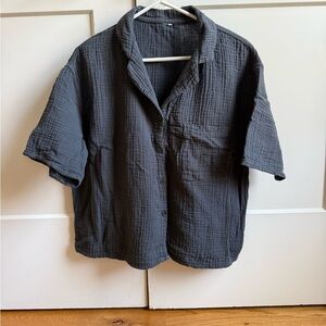 Women’s Charcoal Gray Short Sleeve Shirt